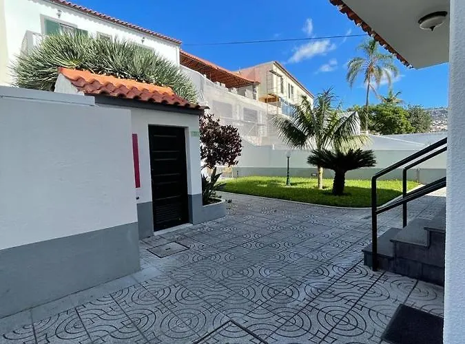 Residencial Pina Guest house 3*