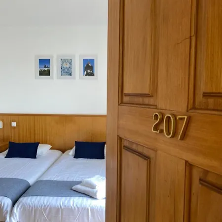 Residencial Pina Guest house