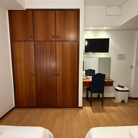 Residencial Pina 3*